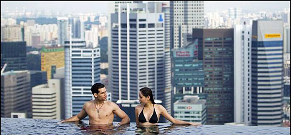 Sky Park Singapore Infinity Pool