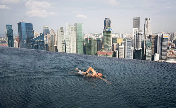 Sky Park Singapore Infinity Pool
