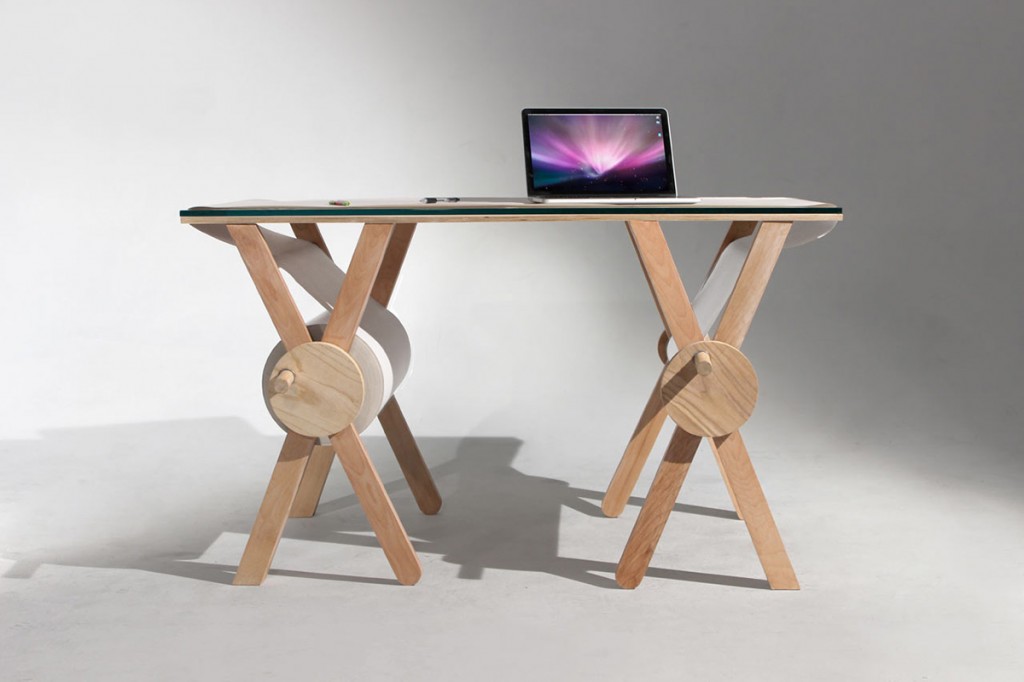 daily inspiration ANALOG MEMORY DESK
