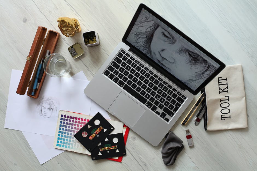 A graphic designer tools